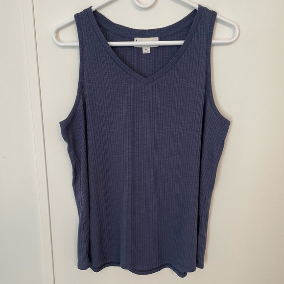 Koolaburra Tops - Koolaburra Navy Ribbed Tank Top